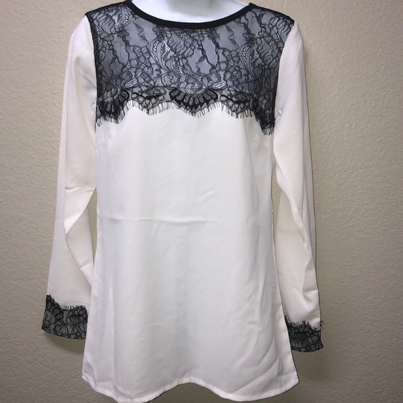 NWOT Venus Lace Accent Tunic - Picture 6 of 6